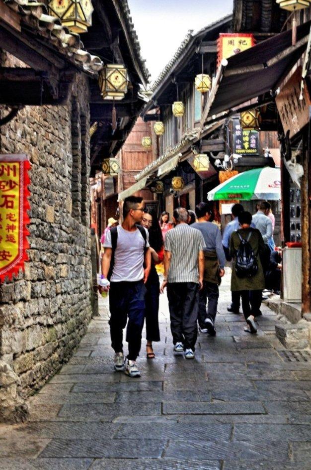 开心麻花新话剧又“踩雷”了,低俗烂梗比比皆是,踩雷次数多!